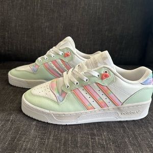 Brand new multicolor women’s Adidas, size 8.5